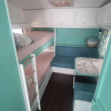 Camping каравана тиана *