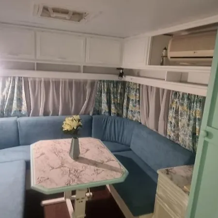 Camping каравана тиана