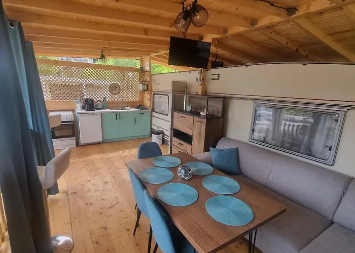 каравана тиана Kamp alanı