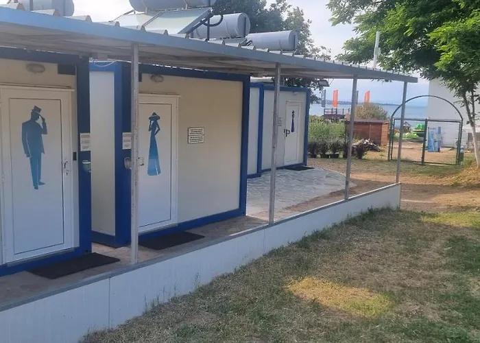 キャンプ場 каравана тиана ソゾポル